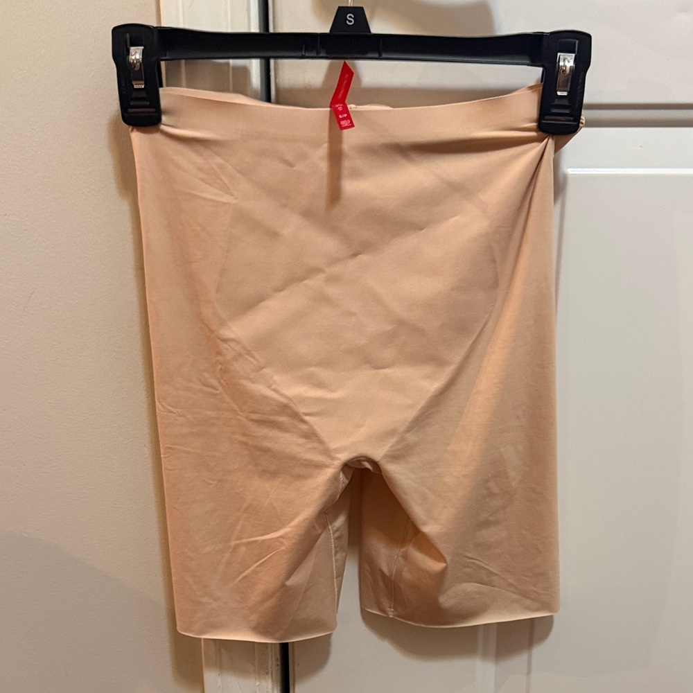 SPANX midthigh Shapewear Shorts